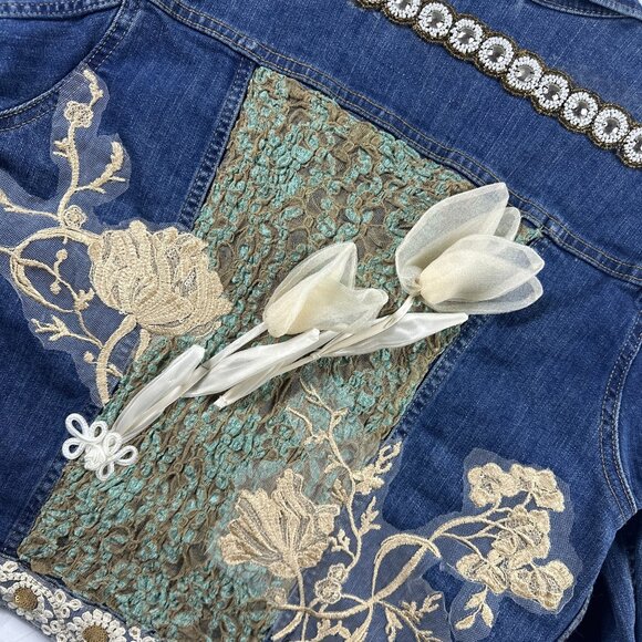 Moon Child Vibes 🌙 Handmade Upcycled Levi’s Jacket – Turquoise, Trims & Charms - Picture 6 of 16